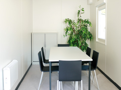 Bürocontainer innen Sozialraum Bürocontainer innen Sozialraum